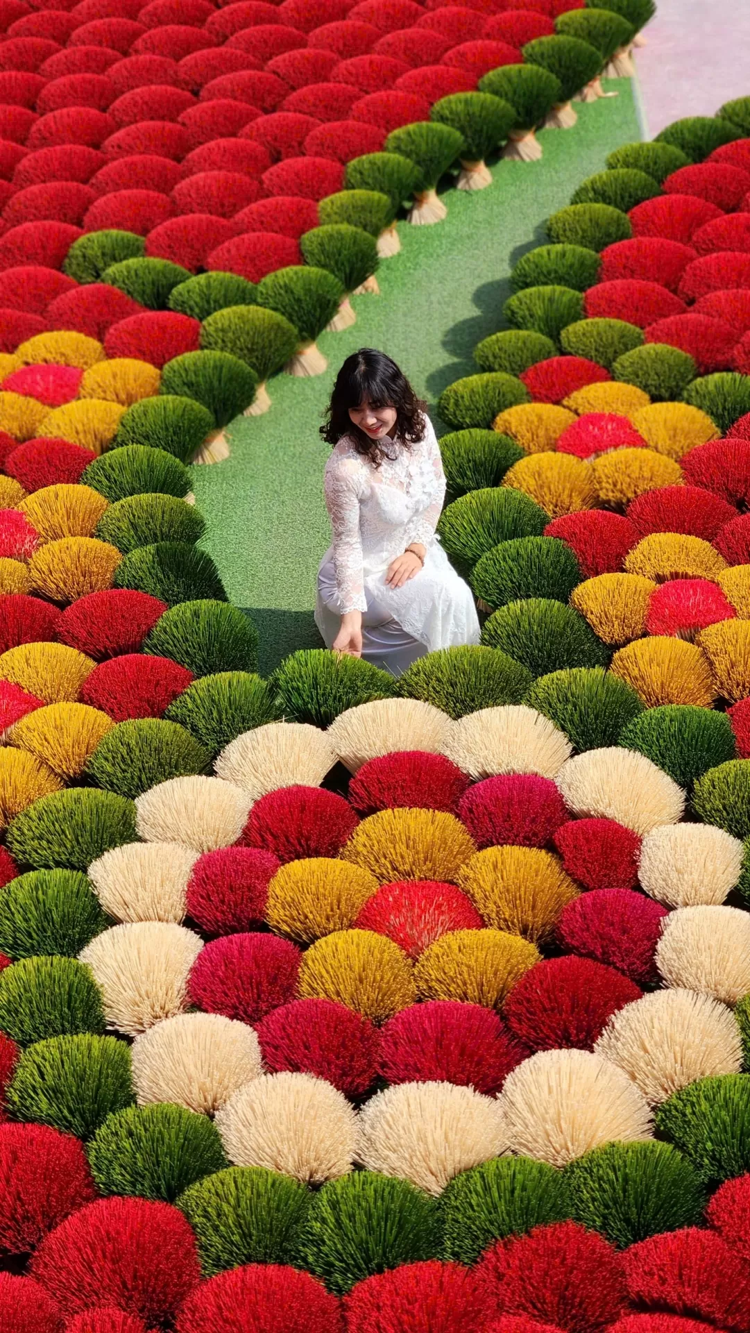 HANOI HALF-DAY TOUR CONICAL HAT AND INCENSE CRAFT VILLAGE