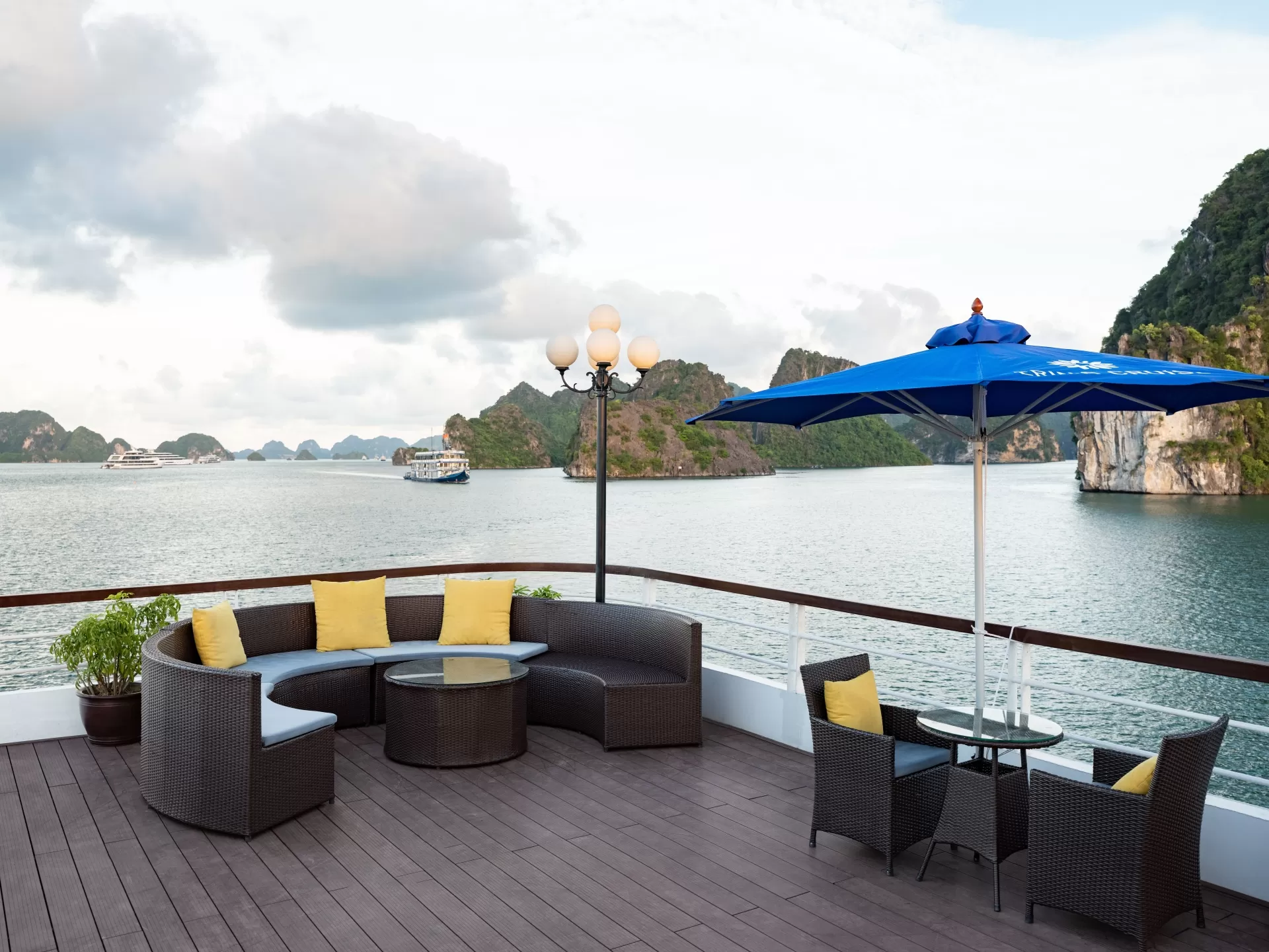 5* CRUISE HA LONG - LAN HA BAY 2 DAYS 1 NIGHT TRIP