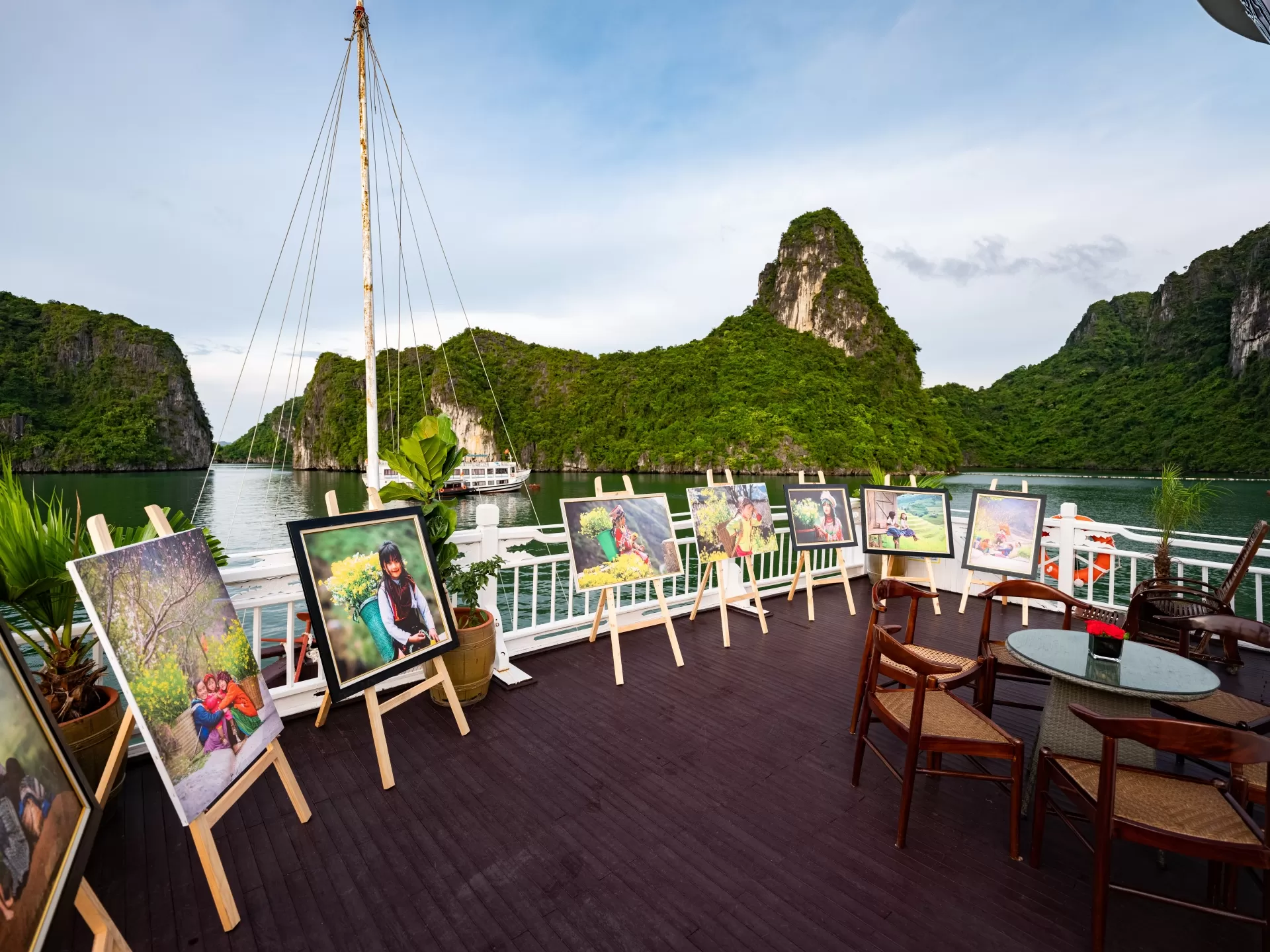 4* CRUISE HA LONG - LAN HA BAY 3 DAYS 2 NIGHTS TRIP