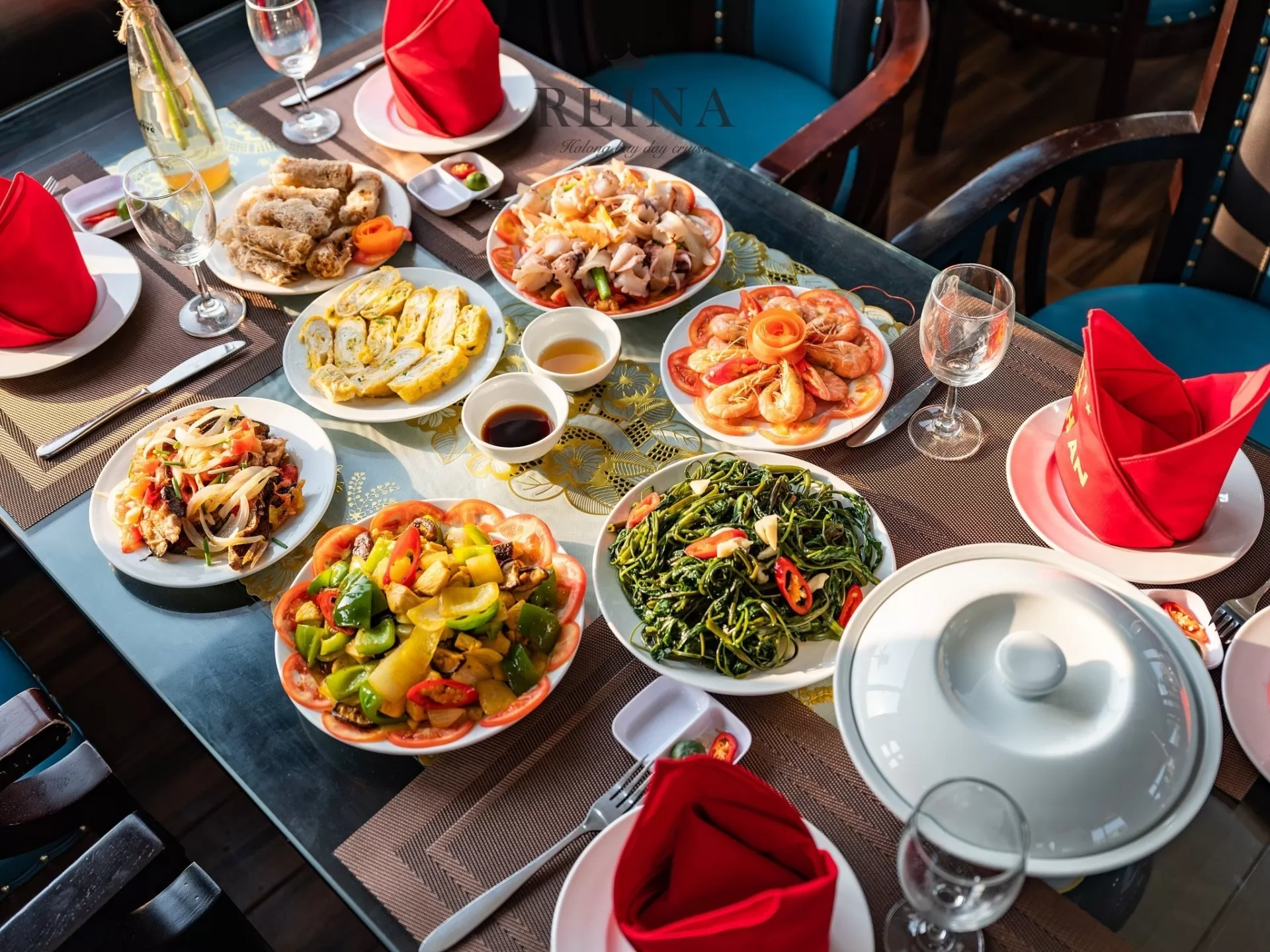 HA LONG BAY 1 DAY TOUR - 3* CRUISE WITH SET MENU LUNCH
