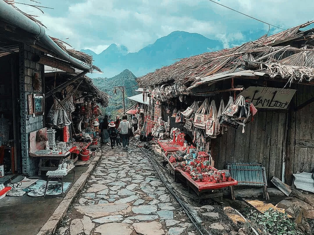 SAPA 3 DAYS 2 NIGHTS - OVERNIGHT IN HOTEL