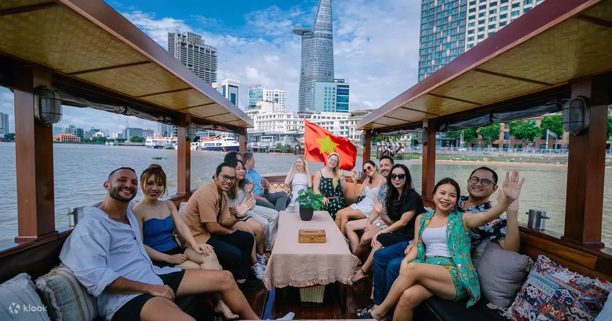 DINNER CRUISE ON SAIGON RIVER FROM HO CHI MINH CITY