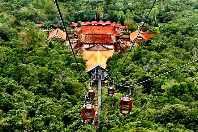 PRIVATE TOUR YEN TU MOUNTAIN FULL-DAY