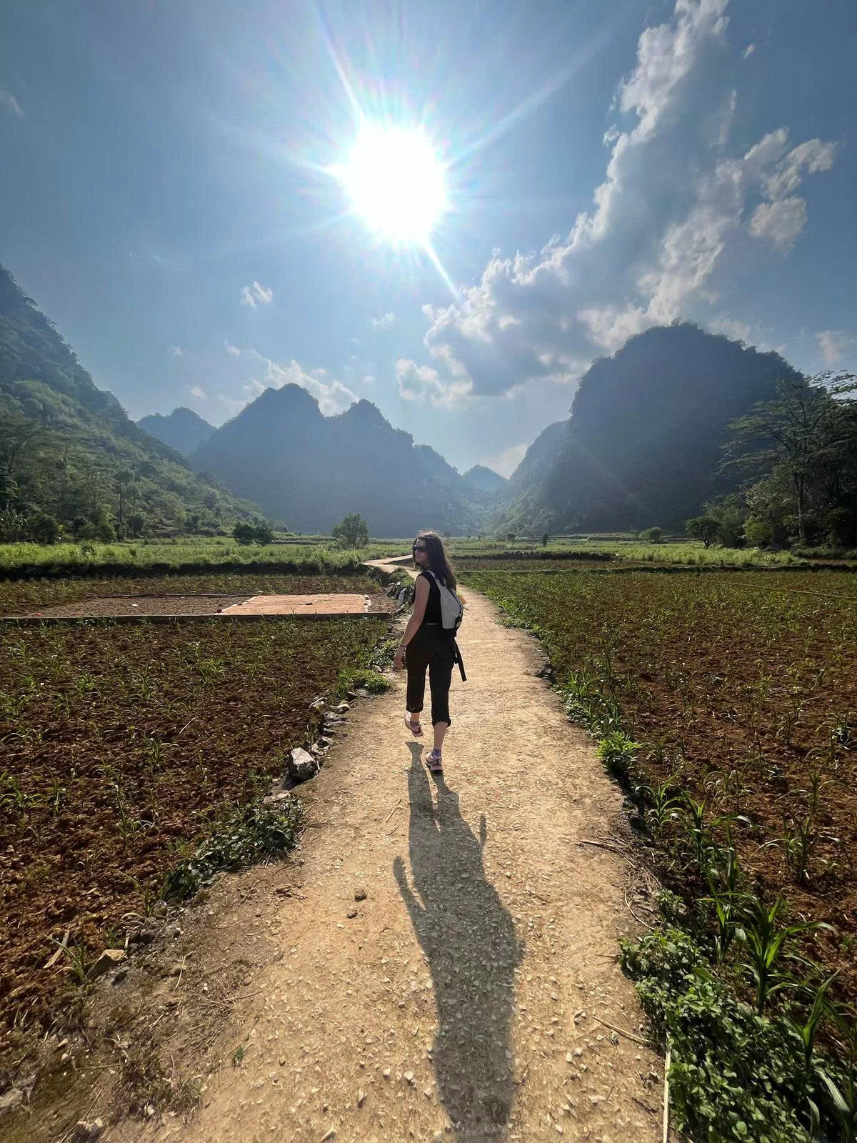 CAO BANG - BAN GIOC WATERFALL 2 DAYS 3 NIGHTS TRIP - HOMESTAY OVERNIGHT