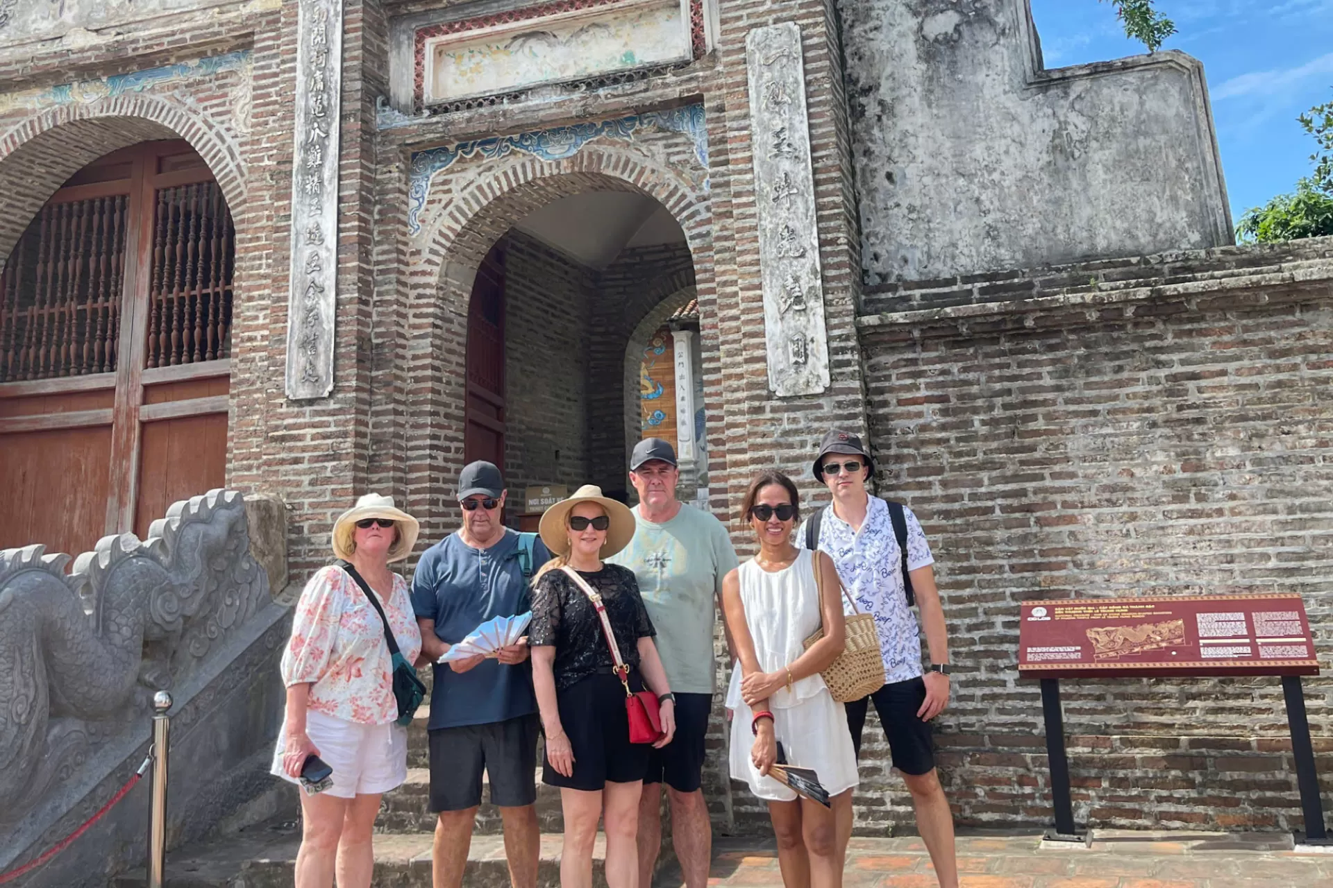HANOI JEEP COUNTRYSIDE TOUR - CO LOA CITEADEL
