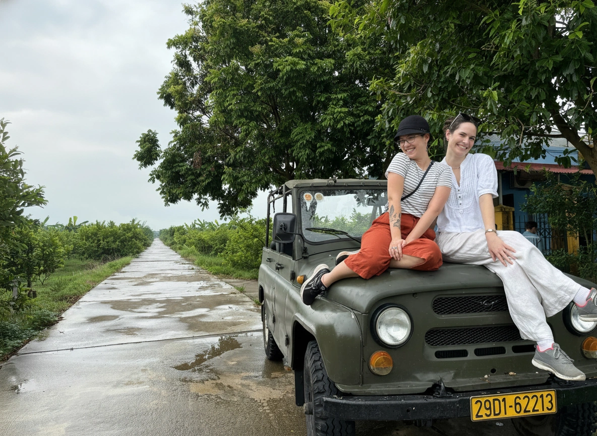 HANOI JEEP BAT TRANG POTTERY VILLAGE TOUR