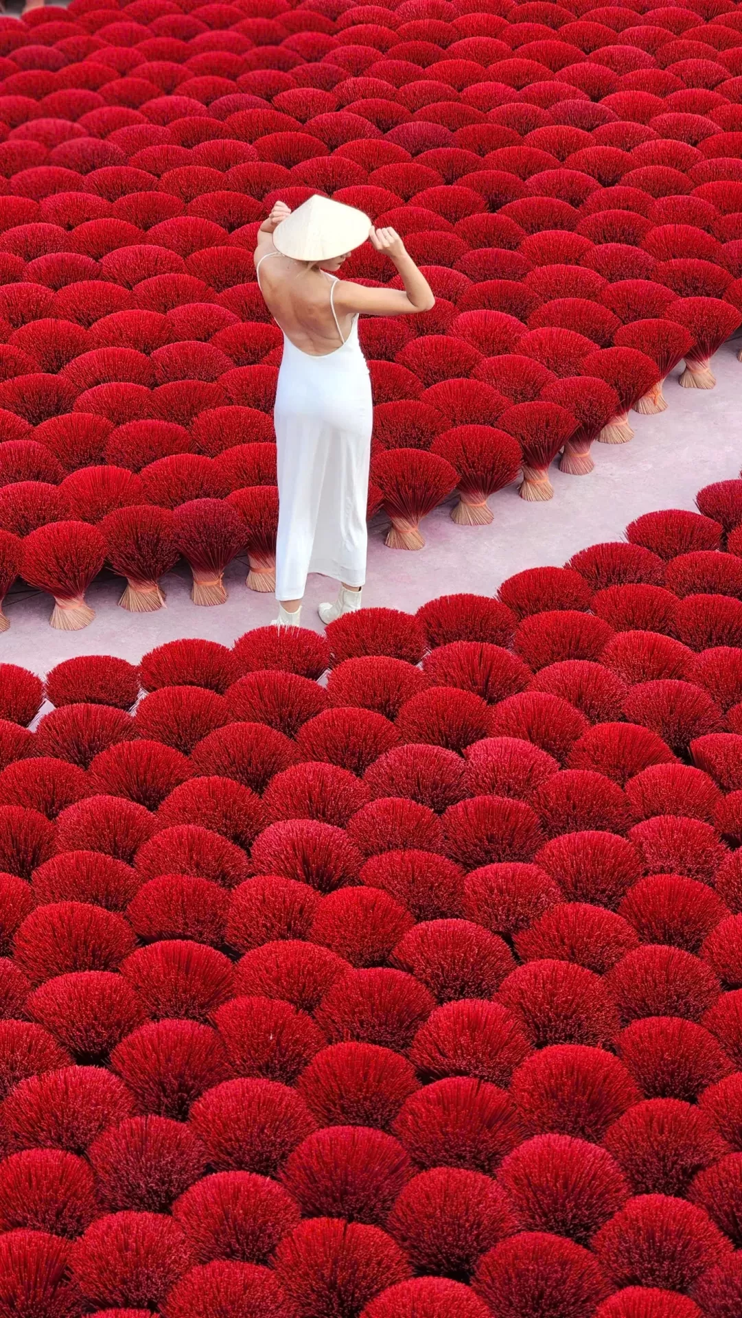 HANOI HALF-DAY TOUR CONICAL HAT AND INCENSE CRAFT VILLAGE