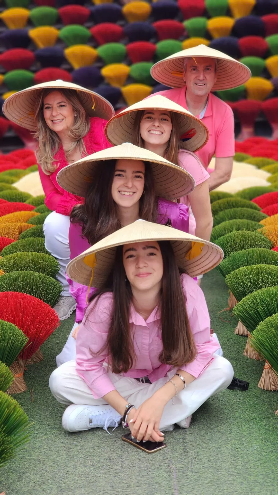 HANOI FULL-DAY TOUR CITY WITH CONICAL HAT-MAKING AND INCENSE CRAFT VILLAGE