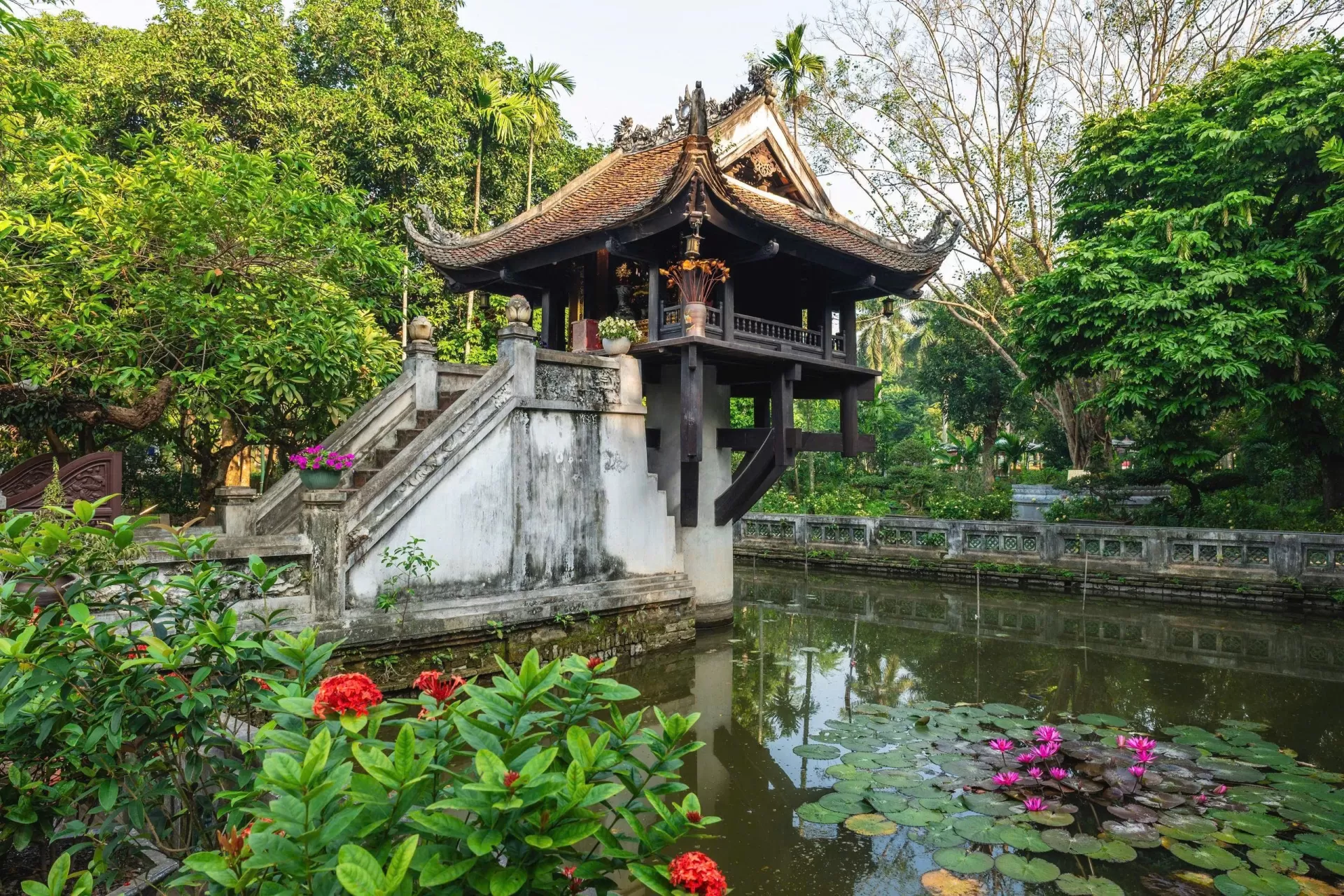 HANOI HALF-DAY CITY TOUR WITHOUT LUNCH