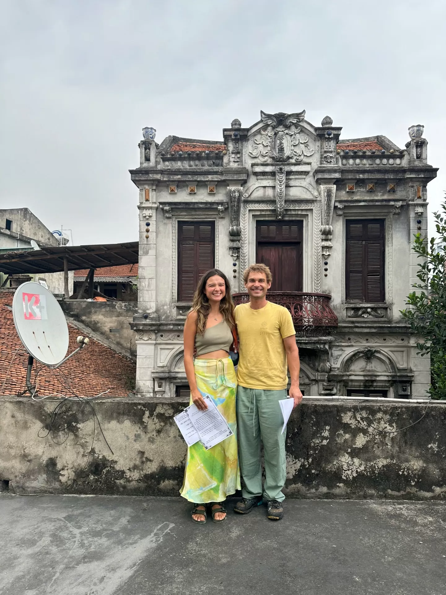 HANOI JEEP BAT TRANG POTTERY VILLAGE TOUR
