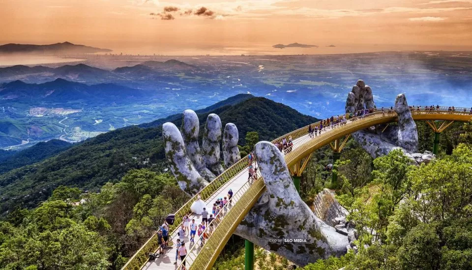 BA NA HILL FULL-DAY TOUR WITH BUFFET LUNCH