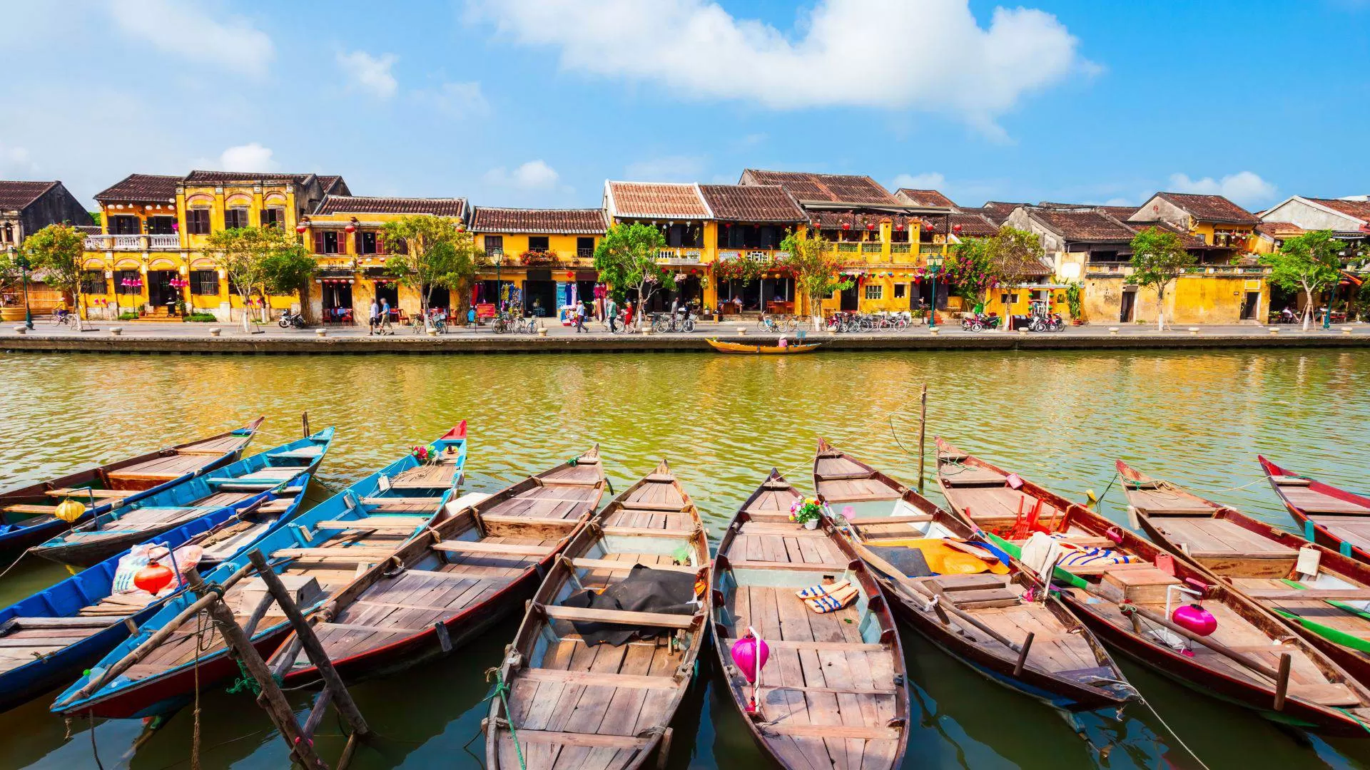 HOI AN ANCIENT TOWN - BOAT RIDE - RELEASE FLOWER LANTERN FROM DA NANG/HOI AN