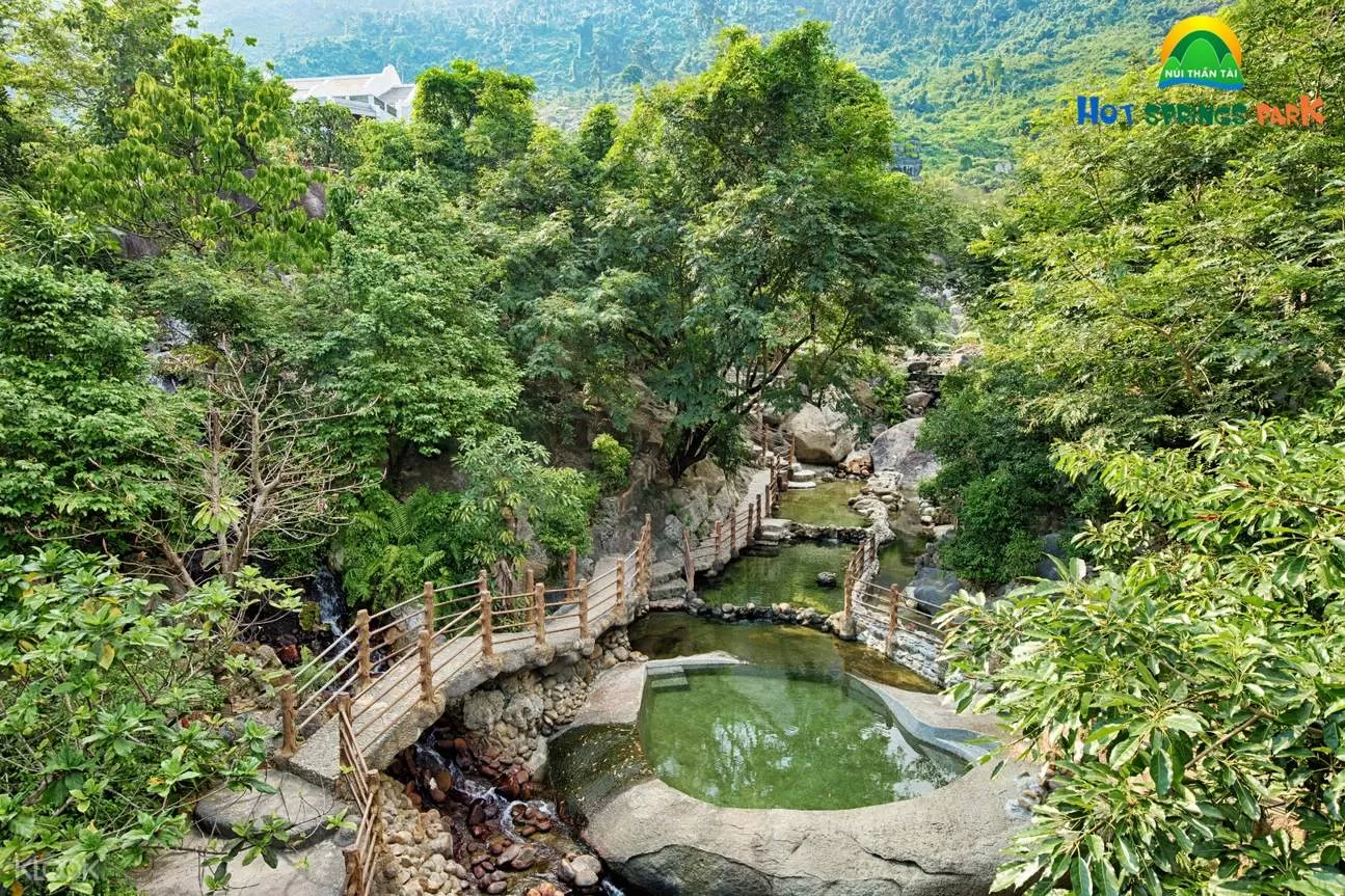 THAN TAI MOUNTAIN HOT SPRINGS PARK