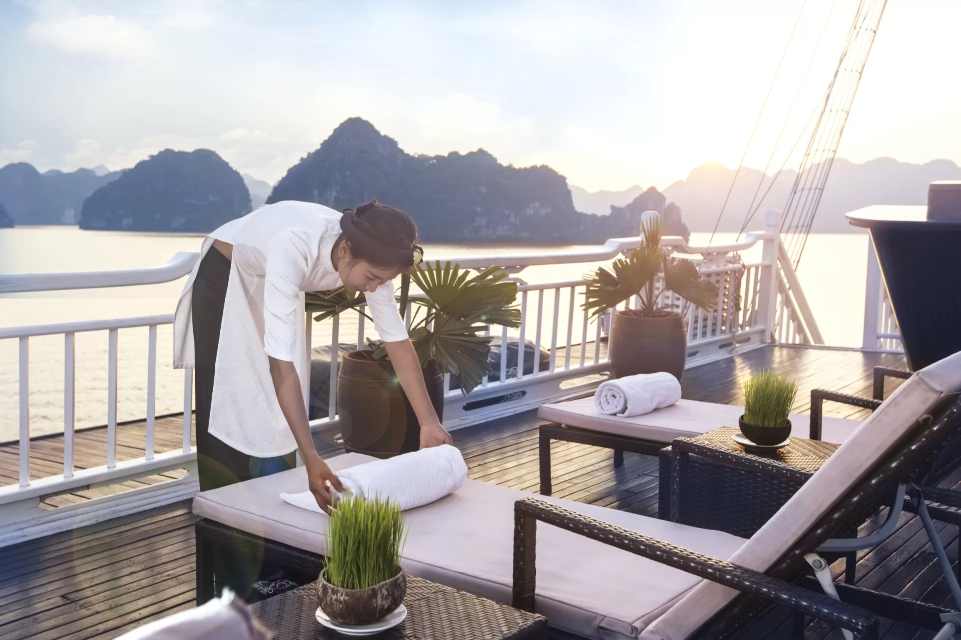 4* CRUISE HA LONG BAY 2 DAYS 1 NIGHT TRIP