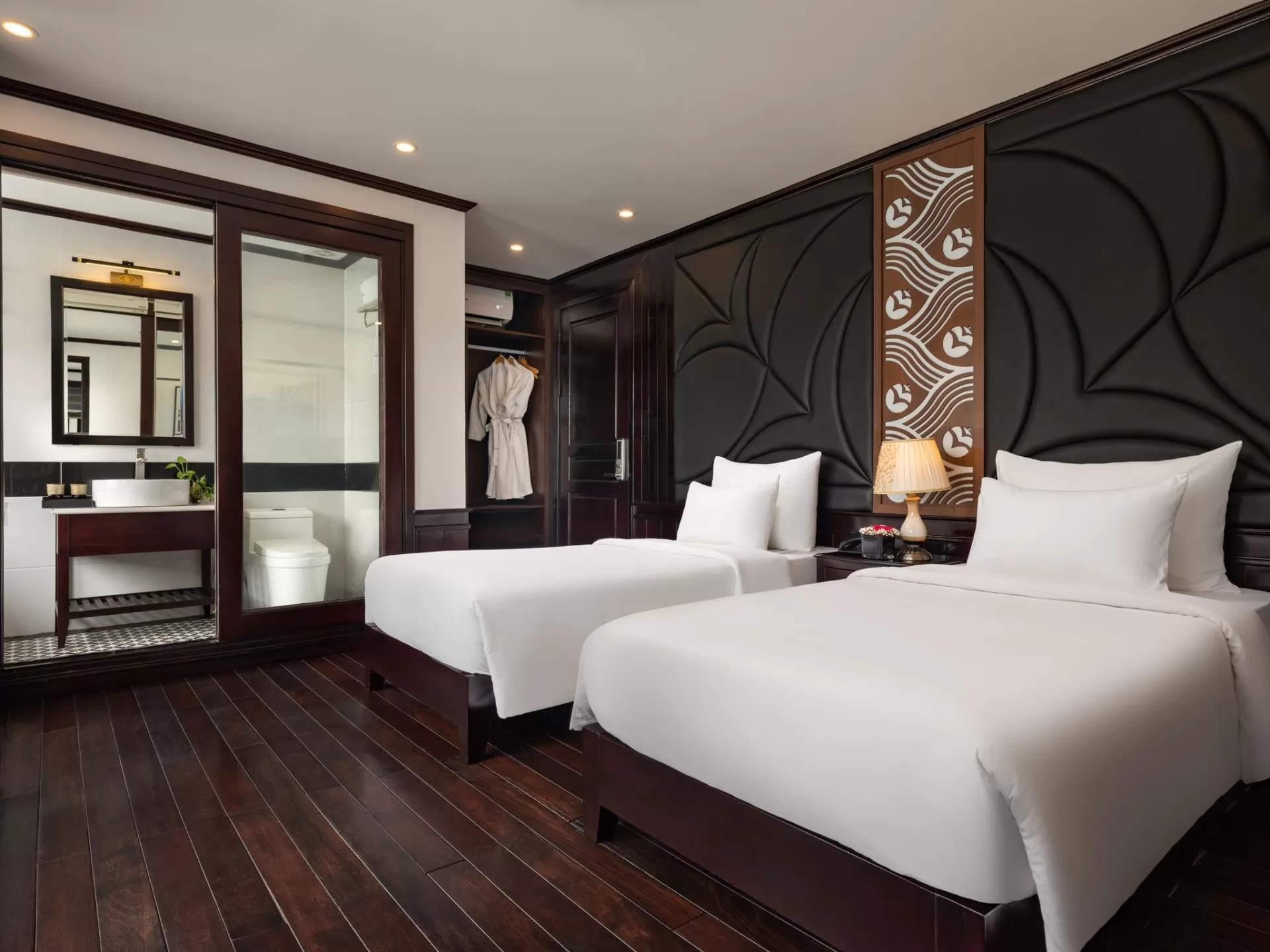 5* CRUISE HA LONG - LAN HA BAY 2 DAYS 1 NIGHT TRIP