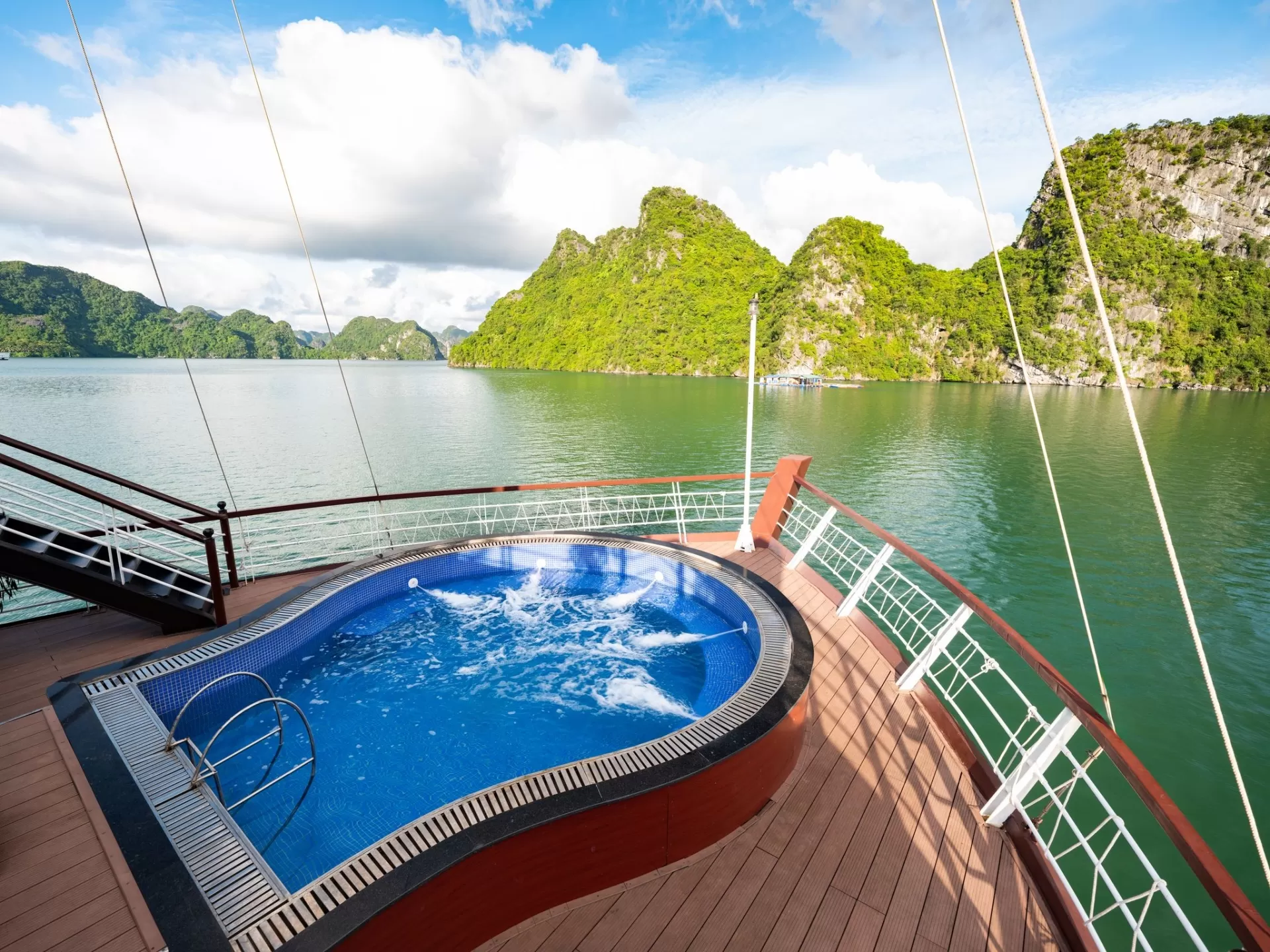 5* CRUISE HA LONG - LAN HA BAY 3 DAYS 2 NIGHTS TRIP