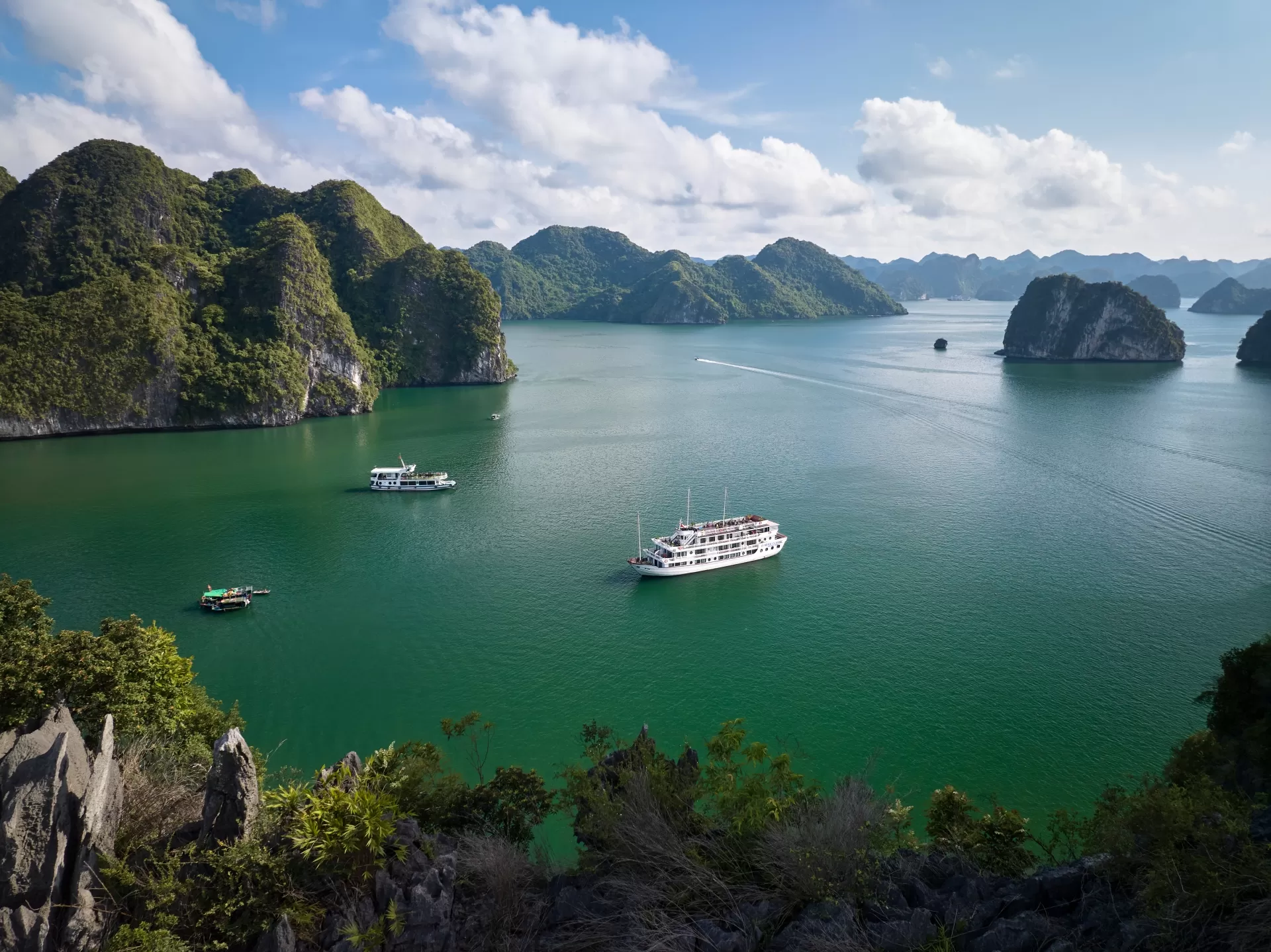 4* CRUISE HA LONG BAY 2 DAYS 1 NIGHT TRIP