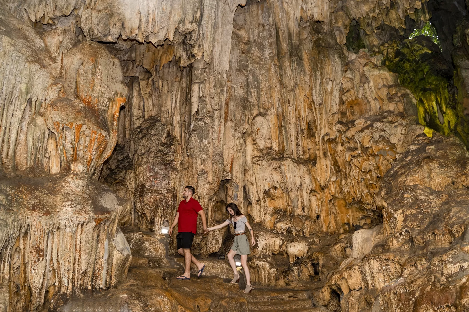4* CRUISE HA LONG BAY 2 DAYS 1 NIGHT TRIP