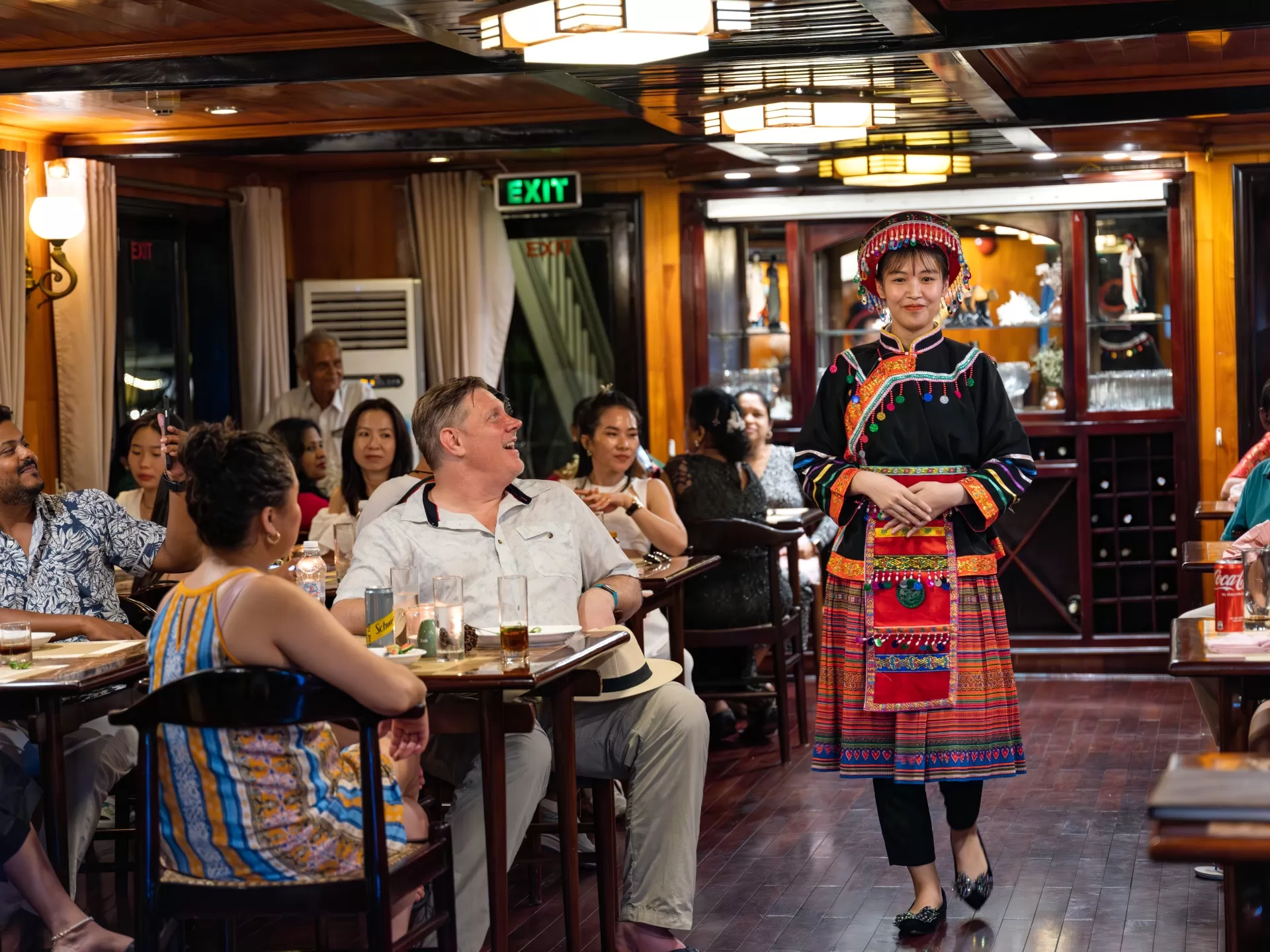 4* CRUISE HA LONG BAY 2 DAYS 1 NIGHT TRIP