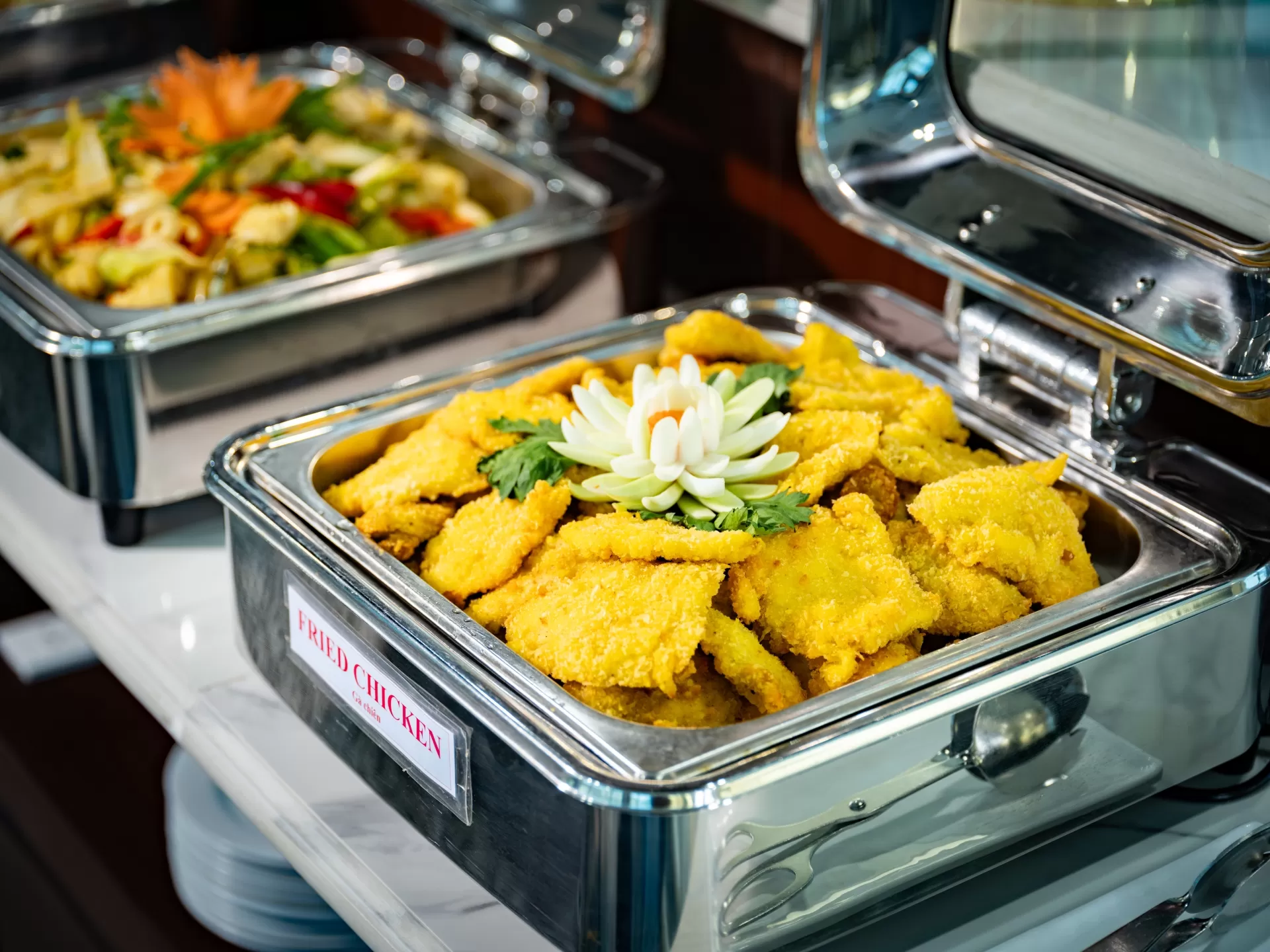 HA LONG BAY 1 DAY TOUR - 5* CRUISE WITH BUFFET LUNCH