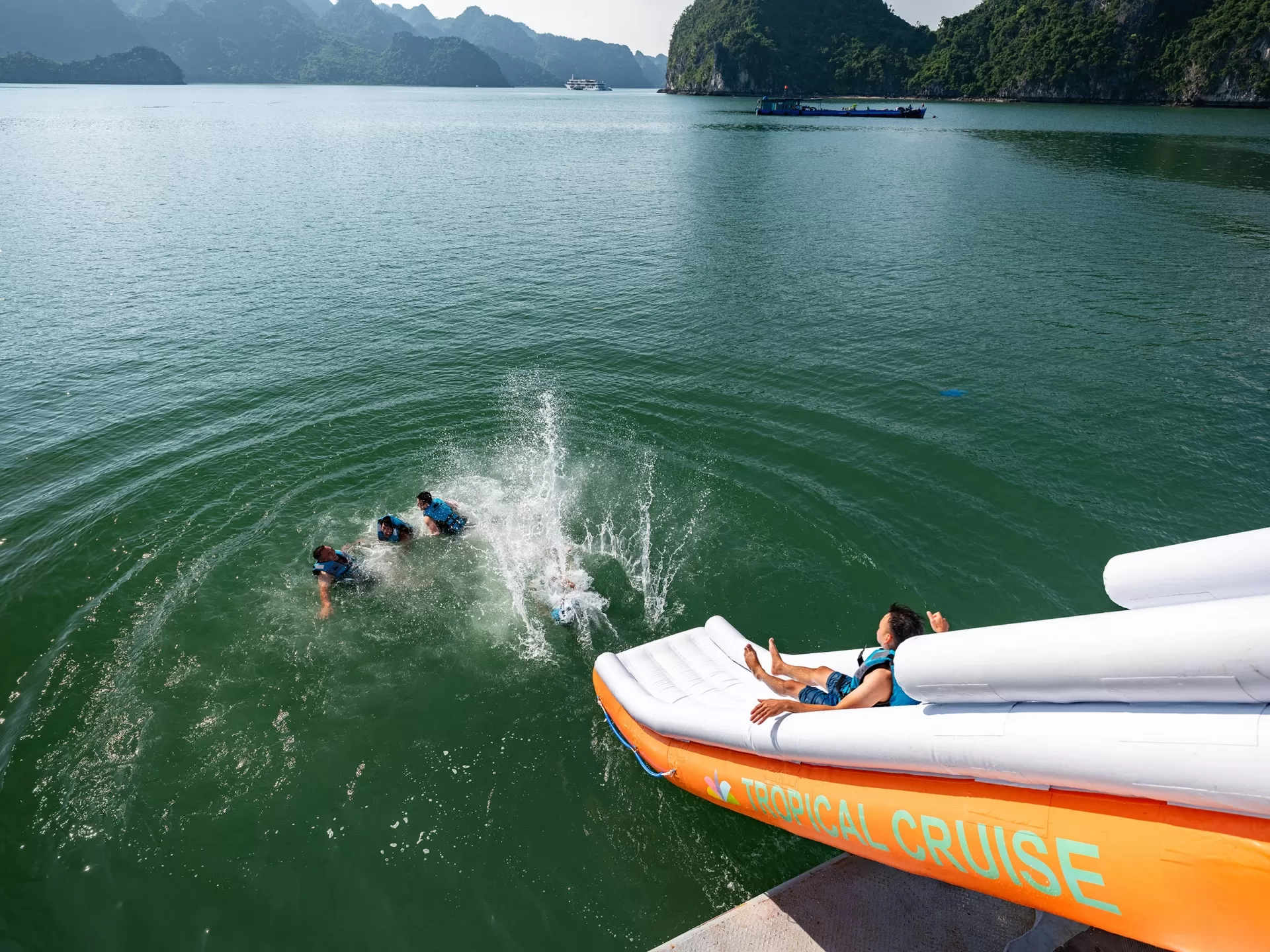 LAN HA BAY - CAT BA ISLAND 1 DAY TOUR WITH 5* CRUISE