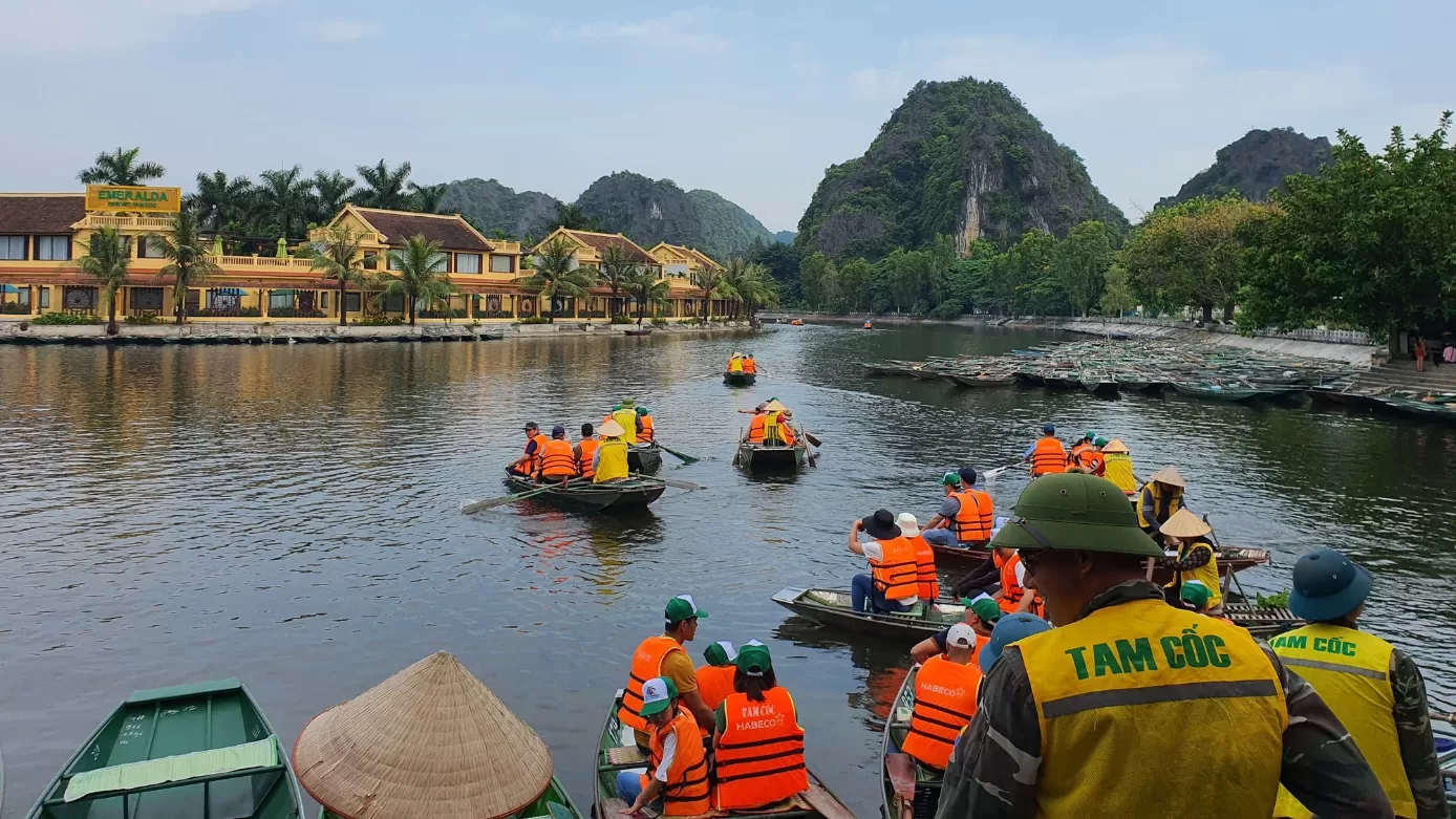 NINH BÌNH - VỊNH HẠ LONG - DU LỊCH 2 NGÀY