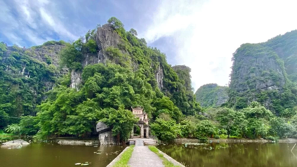 NINH BÌNH 2 NGÀY 1 ĐÊM LỰA CHỌN 2
