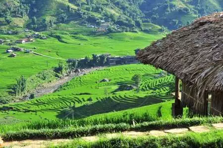 SAPA 2 DAYS 1 NIGHT - OVERNIGHT IN TA VAN VILLAGE