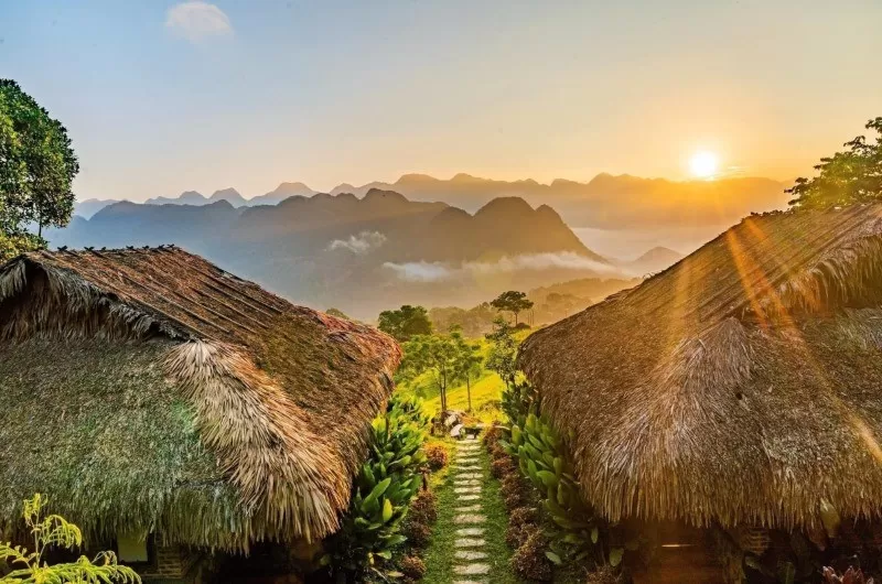 TOUR TREKKING Pù Luông 2N1Đ