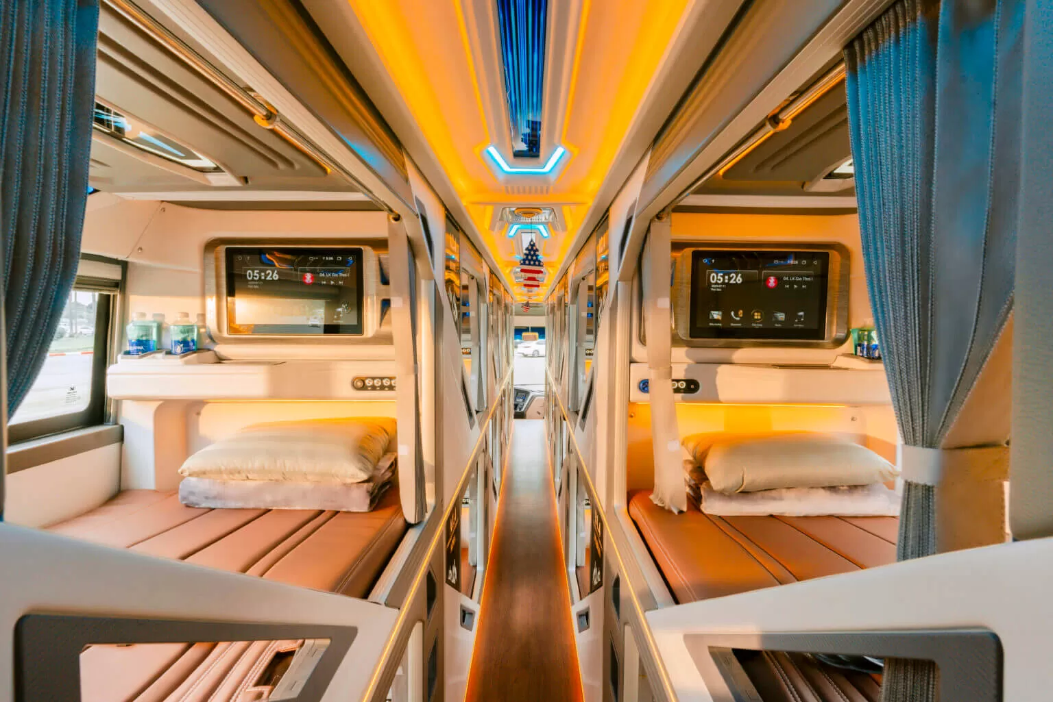 CABIN BUS HÀ NỘI - HUẾ 1 CHIỀU