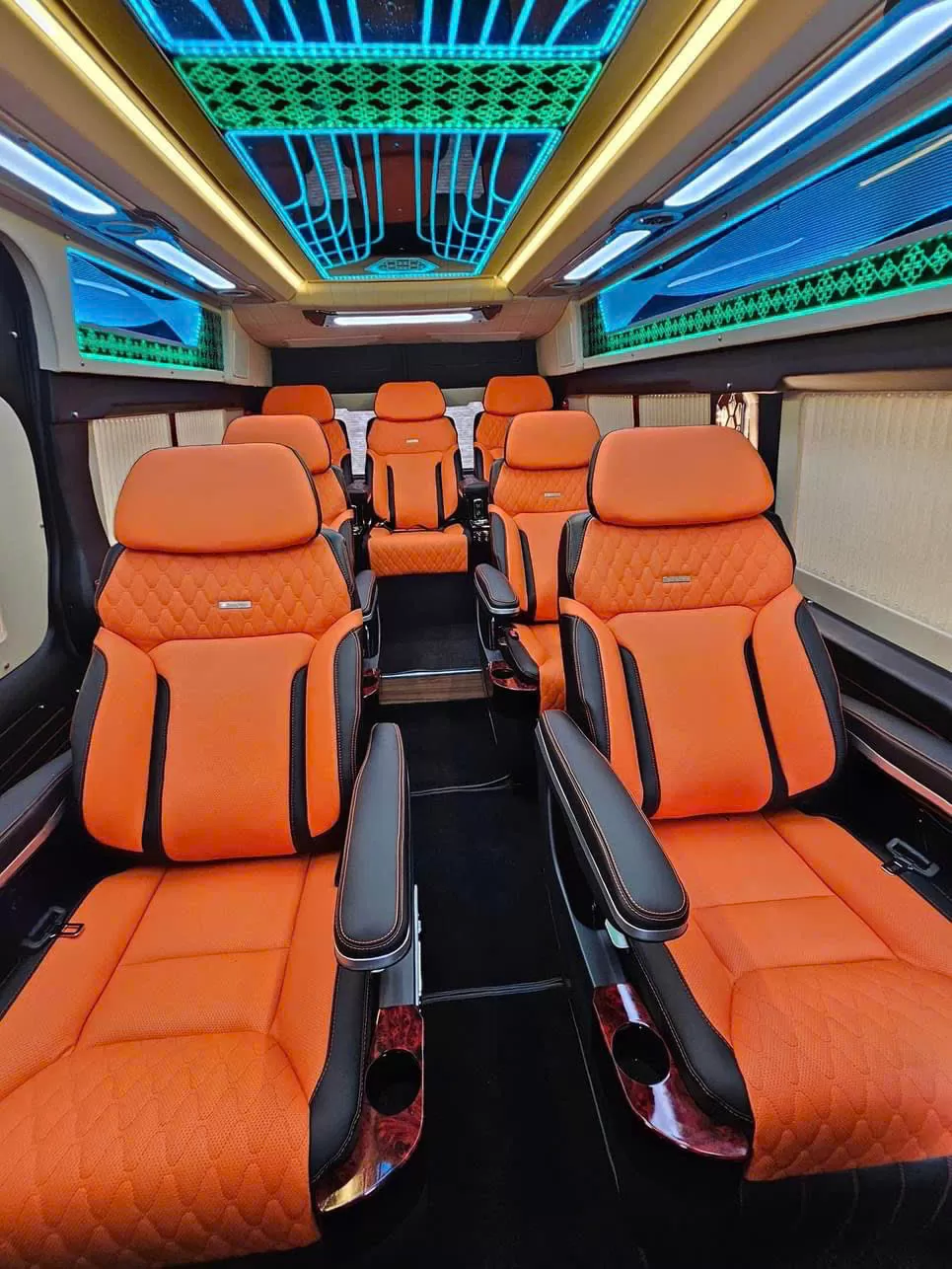 XE LIMOUSINE HÀ NỘI TỪ/ĐẾN VỊNH HẠ LONG 1 CHIỀU